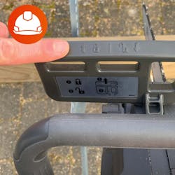 Moottorisaha testi: Turvallisuus Moottorisaha testi: Turvallisuus